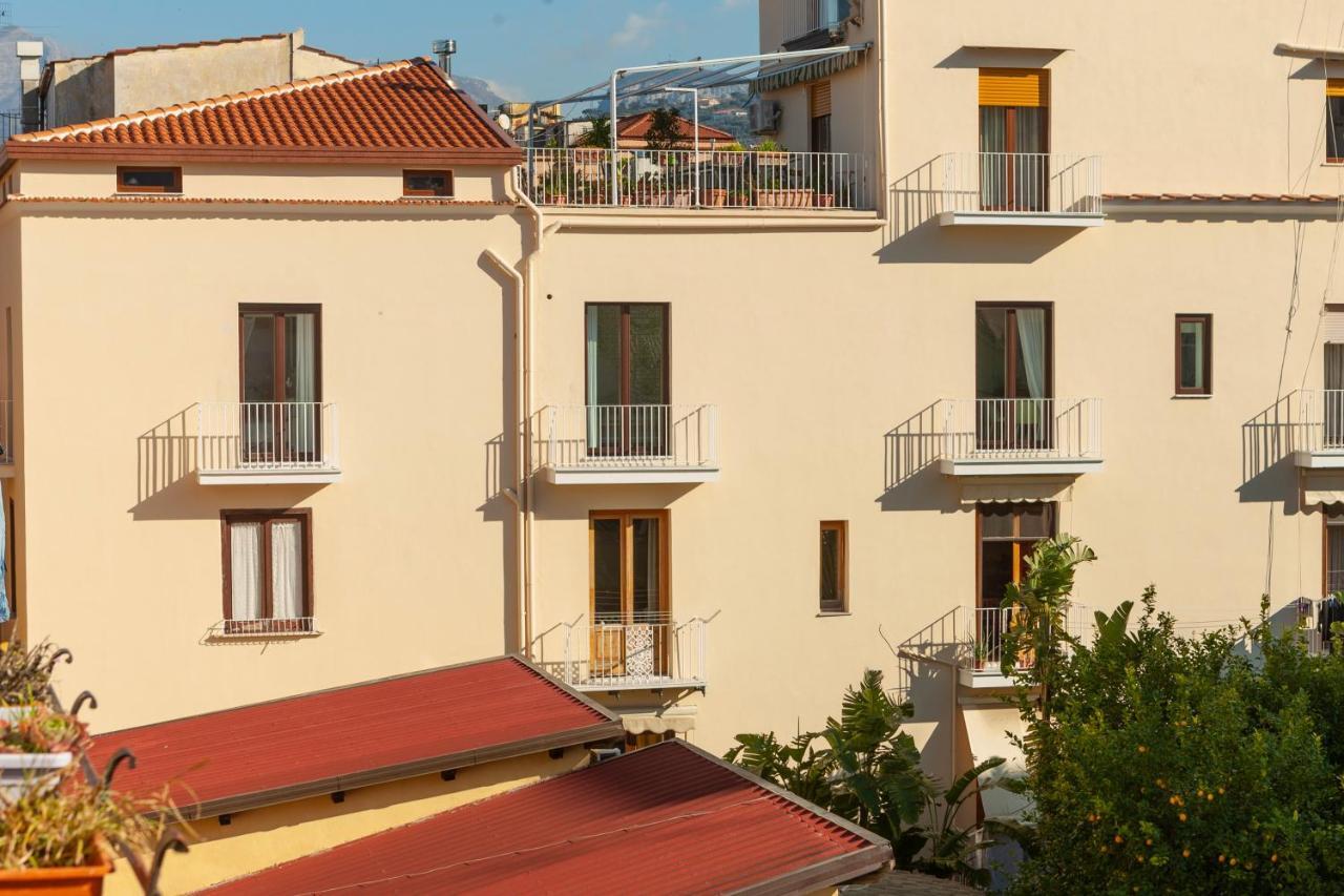 Sorrentovibes - Design Holiday Home In Sorrento City Center 외부 사진